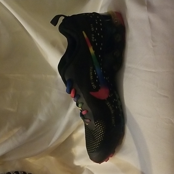 Women’s Nike Air Max 1915 size 8.5 - Picture 2 of 4